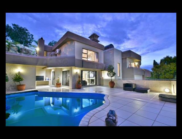 5 BEDROOM HOUSE FOR SALE IN GLENVISTA